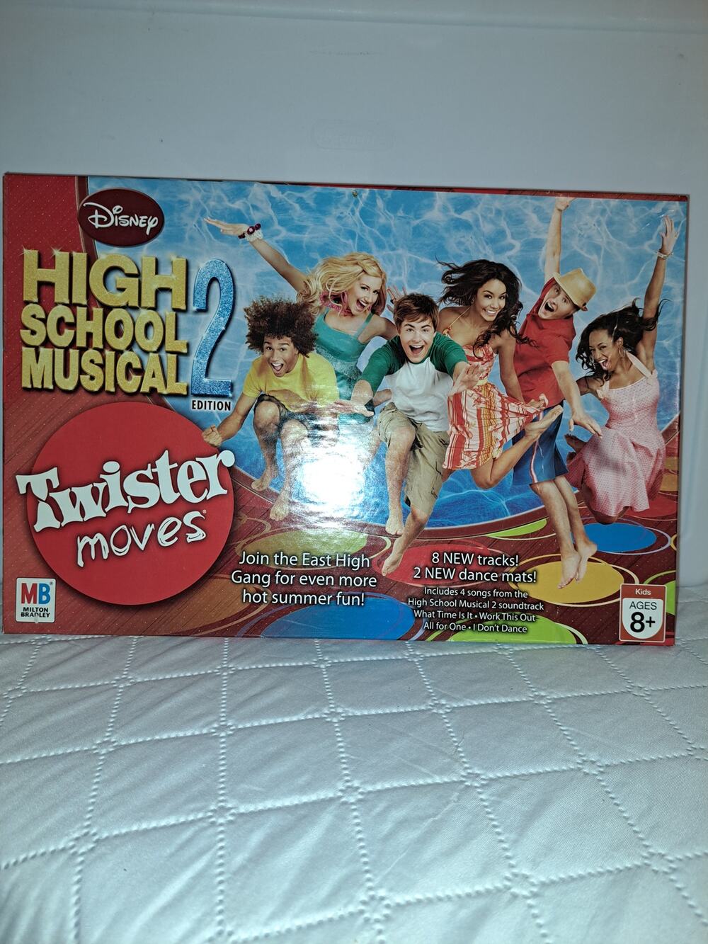 2007 DISNEY Hasbro/MB Twister Moves High School Musical 2